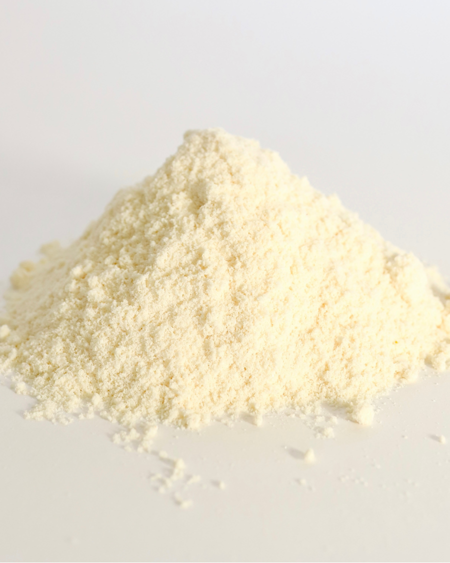 SOLO Peach Mango caffeinated supplement powder with protein, creatine, collagen and electrolytes
